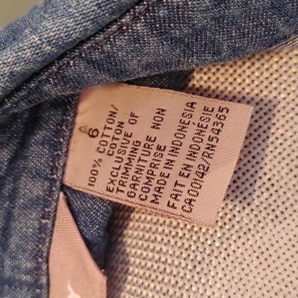 Embroidered Denim Jacket or Top Size 6 Petites - Picture 8 of 9